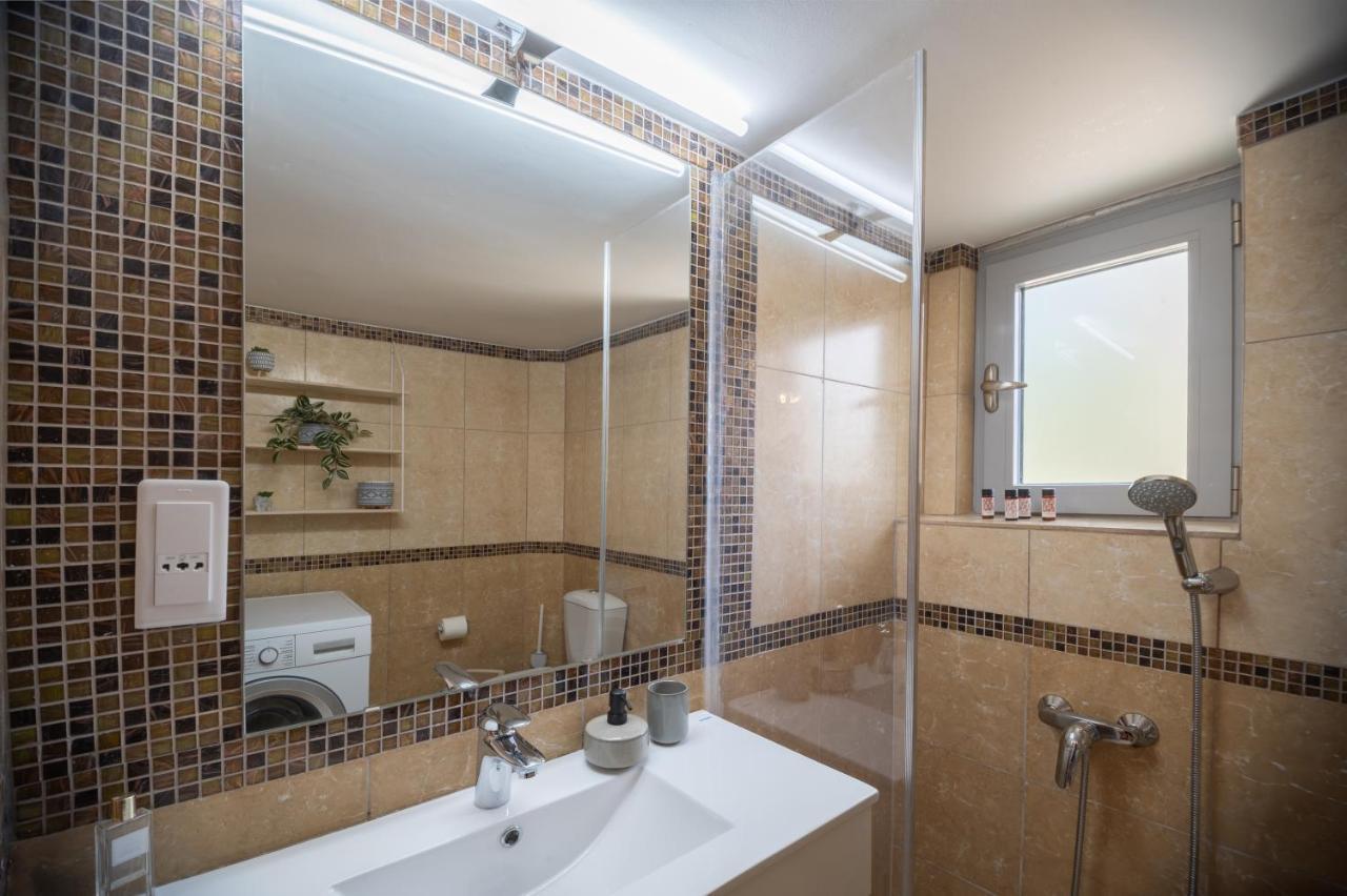 Appartamento Ruby'S House Atene Esterno foto